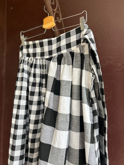 Slit dress (Size M/L)