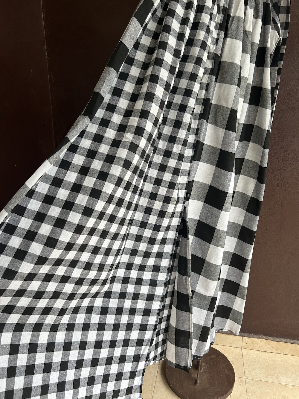 Slit dress (Size M/L)