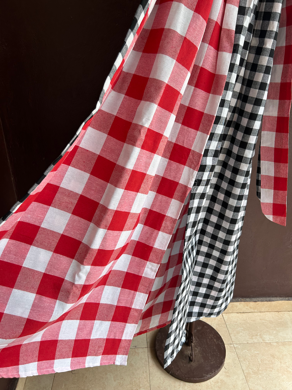 Slit dress (Size M/L)