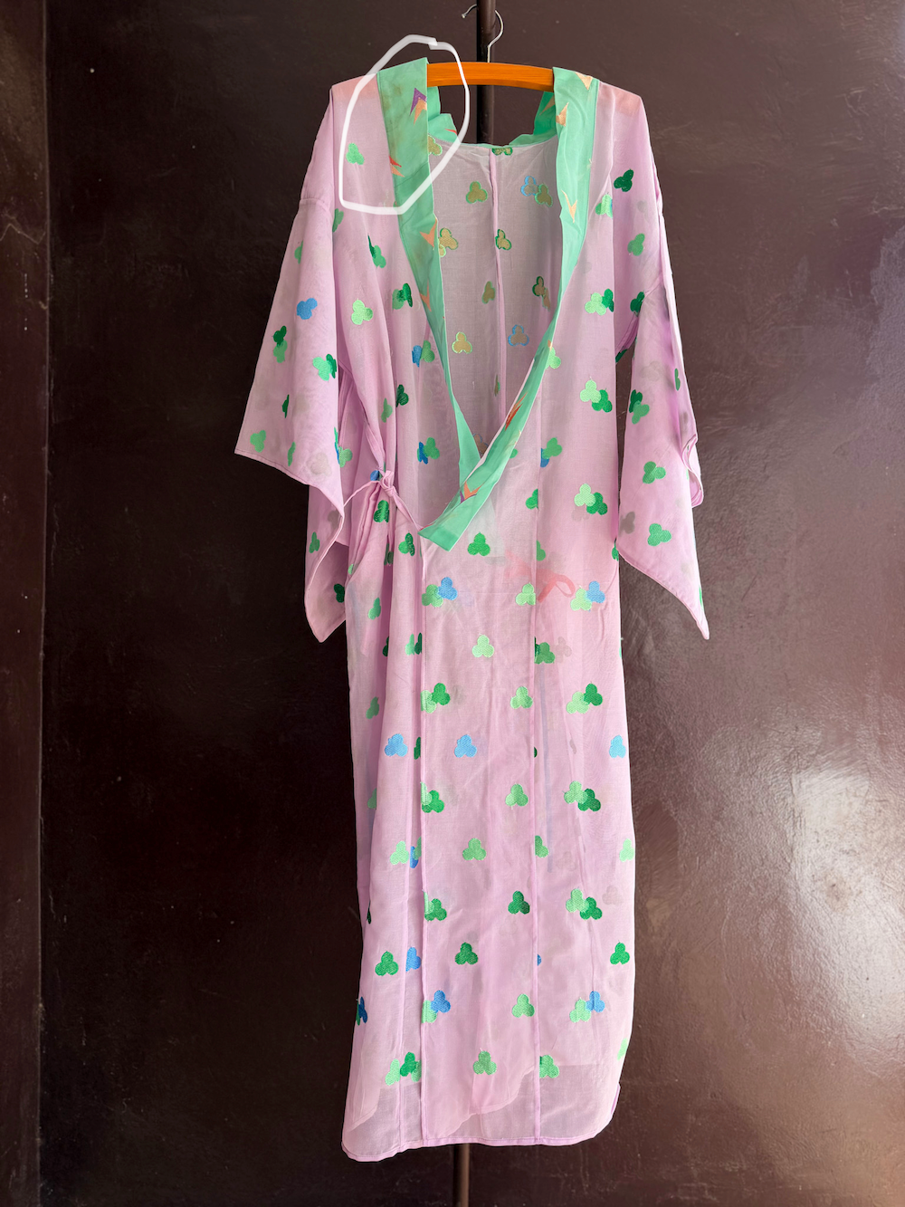YUKATA VOILE PATTERN (discoloration on the collar)