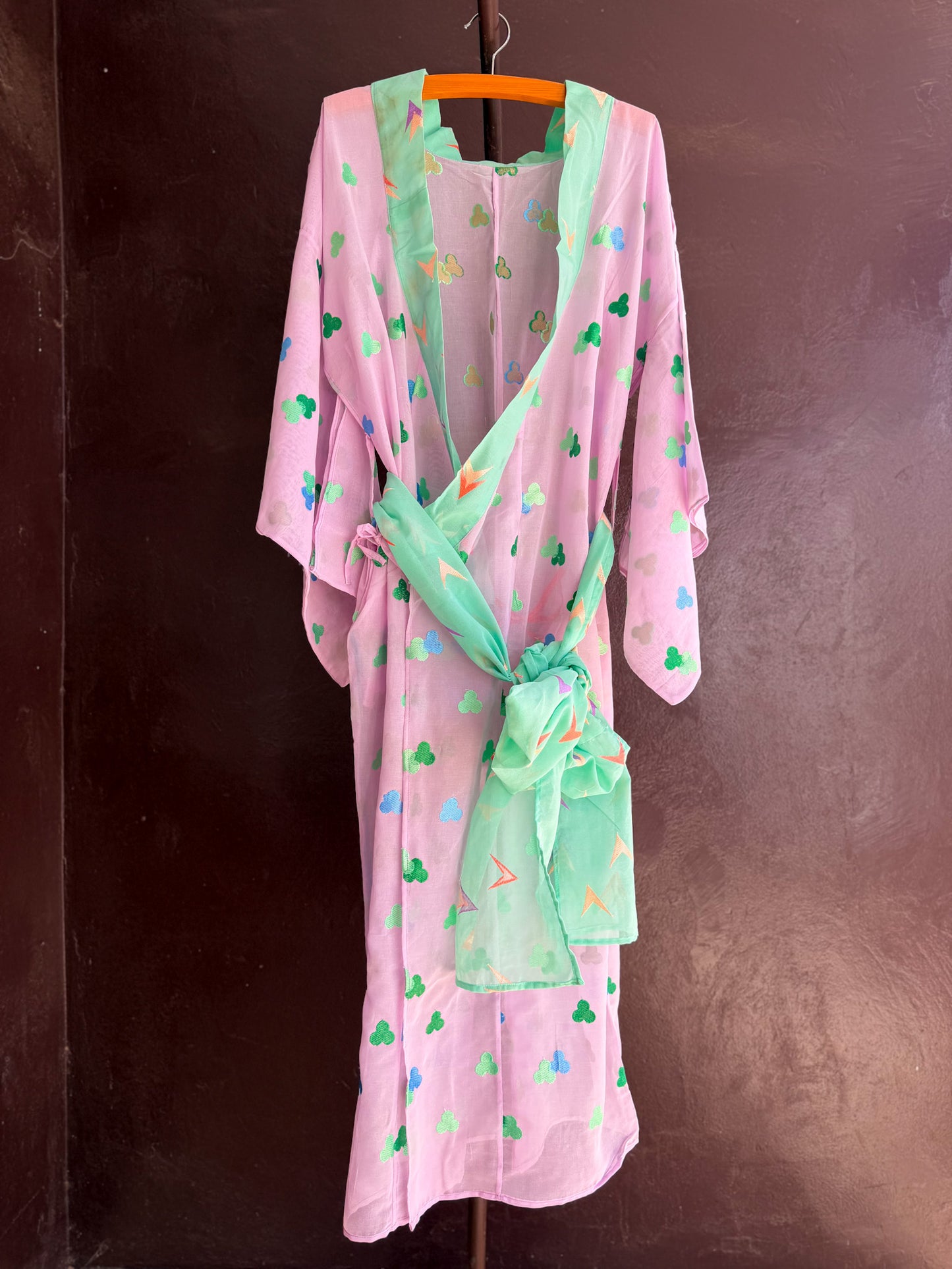 YUKATA VOILE PATTERN (discoloration on the collar)