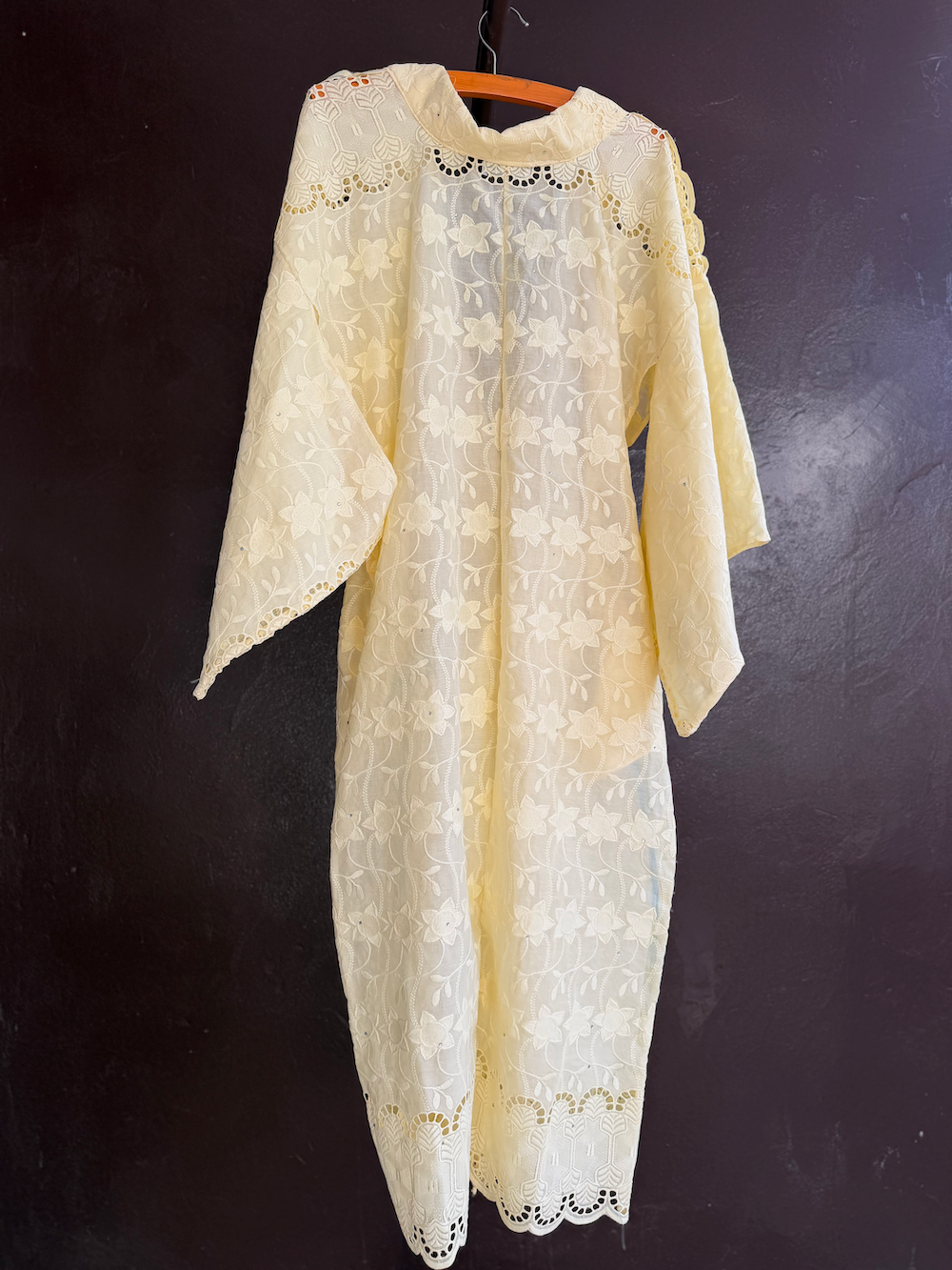 LONG EMBROIDERED YUKATA / CREAM