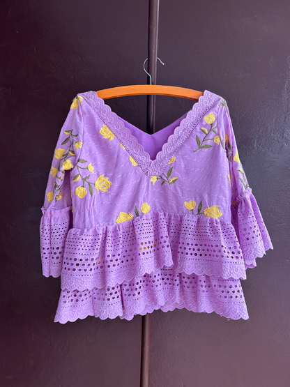 バックオープンフリルトップ（モチーフ）