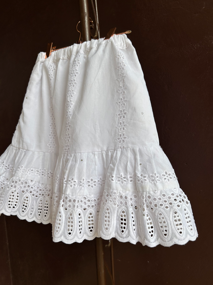 Frill ensemble (Size S/M)